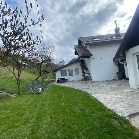 Asy Mountain Gæstehus Braşov